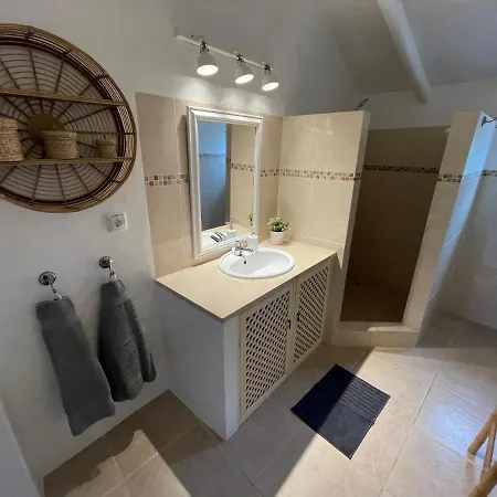 Casa Olivia - Charming Renovated With Panoramic Views *